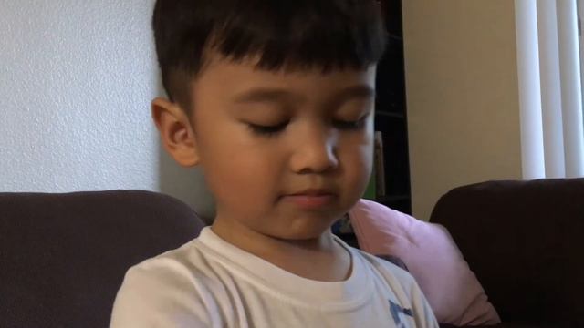 Ivan’s Play Doh Planets смотреть онлайн