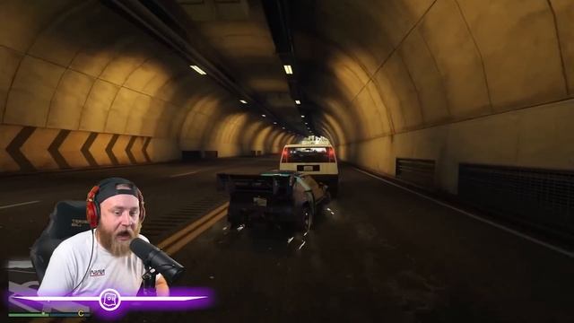 We Raced Around The Map With FLAT TIRES in GTA 5! смотреть онлайн