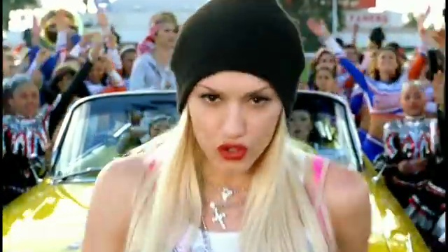 Gwen Stefani - Hollaback Girl смотреть онлайн