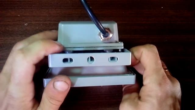 Светодиодный прожектор 10 Вт смотреть онлайн