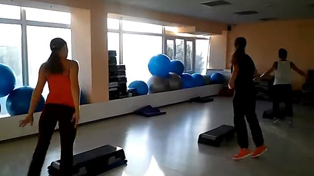 Степ аэробика. Связка смотреть онлайн