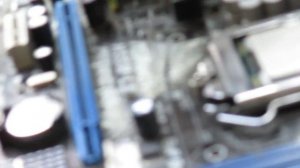 ЧИСТИМ ОТ ПЫЛИ МАТЕРИНСКУЮ ПЛАТУ