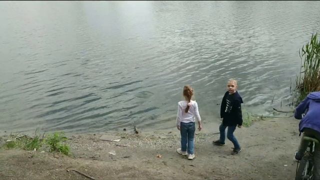 Влог Гуляем вдоль реки Самара/ Дача в мае смотреть онлайн