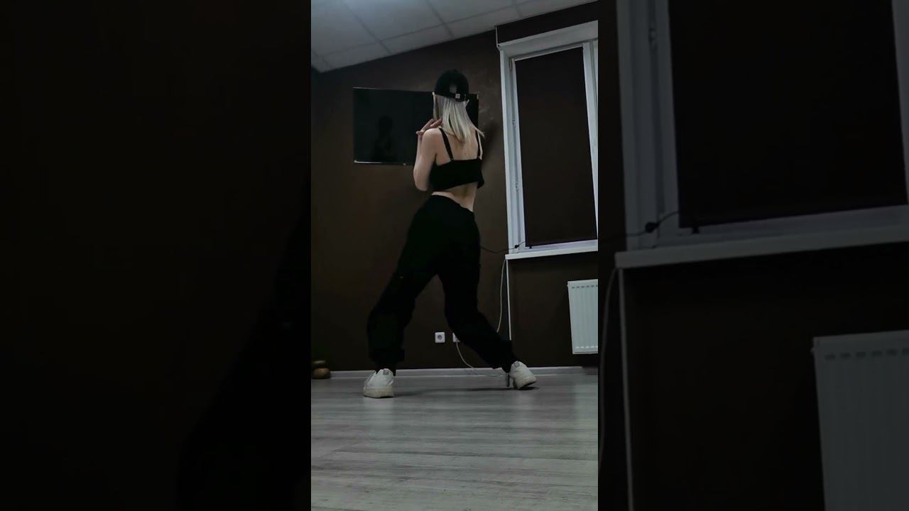 BAEKHO - Wet & Wild смотреть онлайн