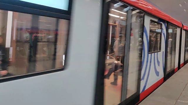 81-775/776/777 Москва-2020 прибывает на станцию Бабушкинская смотреть онлайн