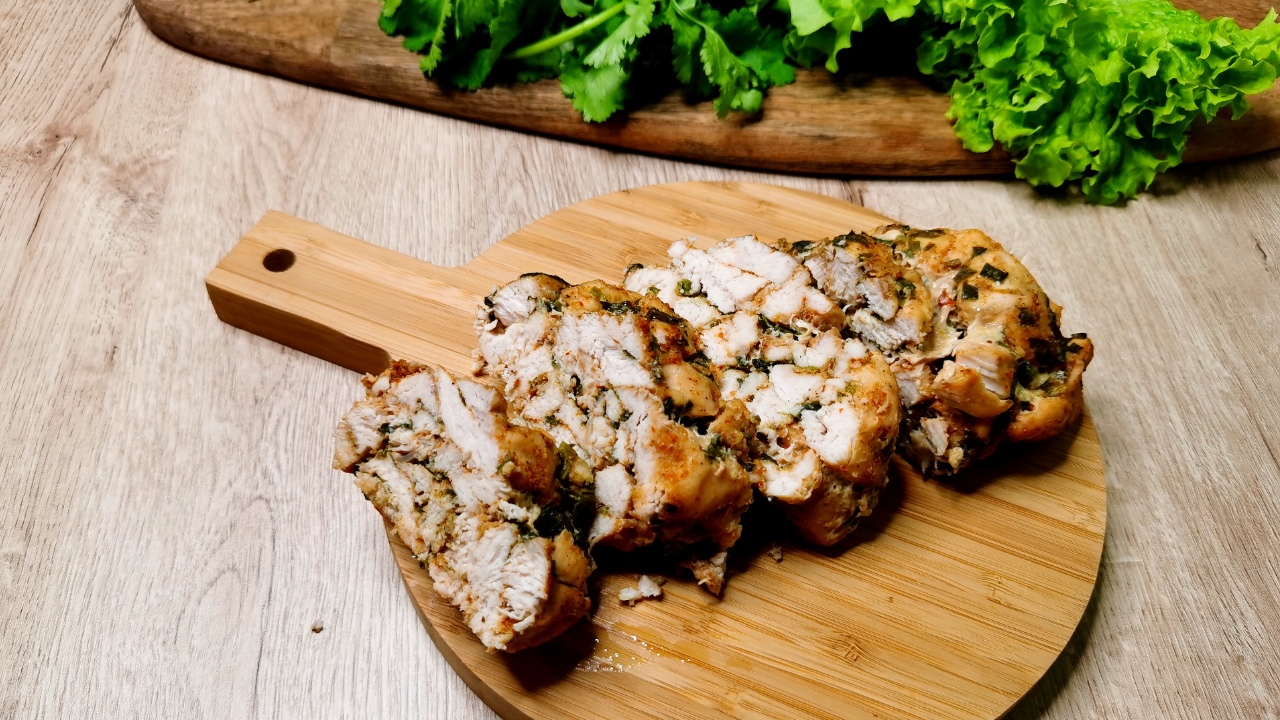 Легко и вкусно. Курица запеченная в рукаве.