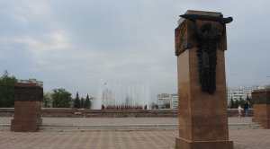 Фонтаны Самары • Фонтан в честь 40-летия Победы. Май 2023. Видео 1.