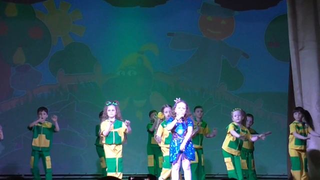 Беккер Алиса и Детская студия "Курносики" Тётя Бегемотя смотреть онлайн