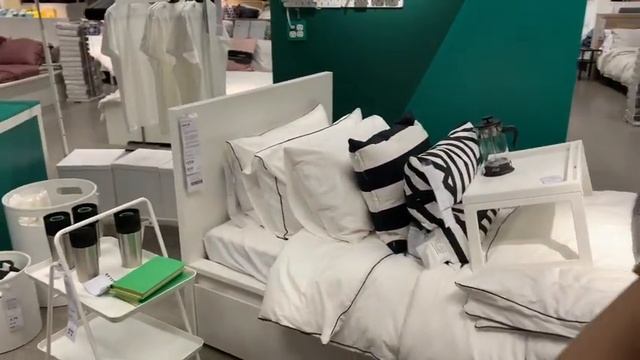 IKEA, Shopping for a bed for our girl. Покупаем кровать для нашей малышки. Заехали в магазин IKEA. смотреть онлайн