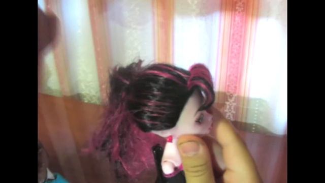 Дракулаура из коллекции "Скариж"/ Draculaura from the collection "Scaris" смотреть онлайн