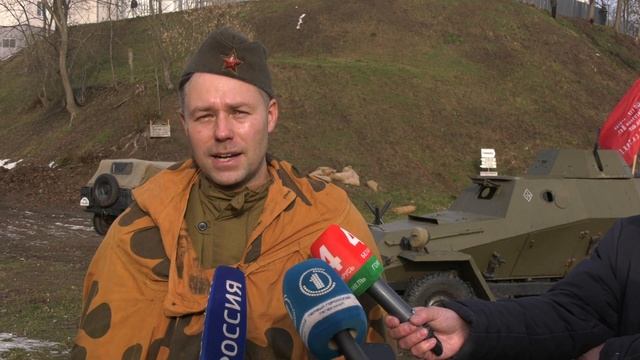 На набережной реки Сож воссоздали бой за освобождение Гомеля смотреть онлайн