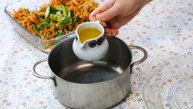 Салат из огурцов ? (По-Корейски) смотреть онлайн