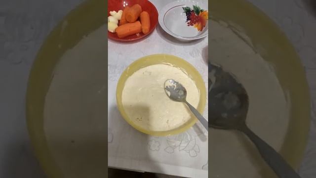 Салат мимоза с рыбными консервами и сыром смотреть онлайн