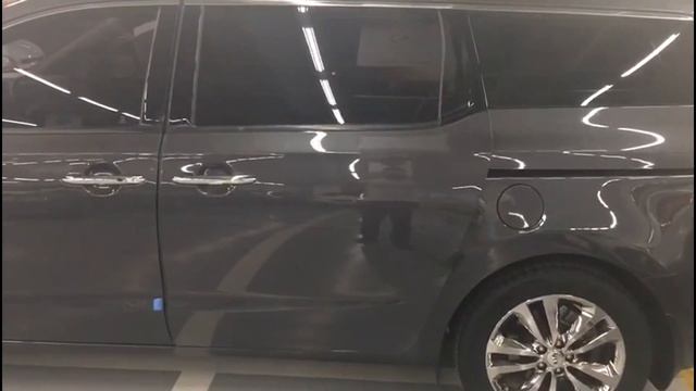 KIA CARNIVAL 2017 год.