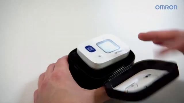 Тонометр OMRON RS2 смотреть онлайн