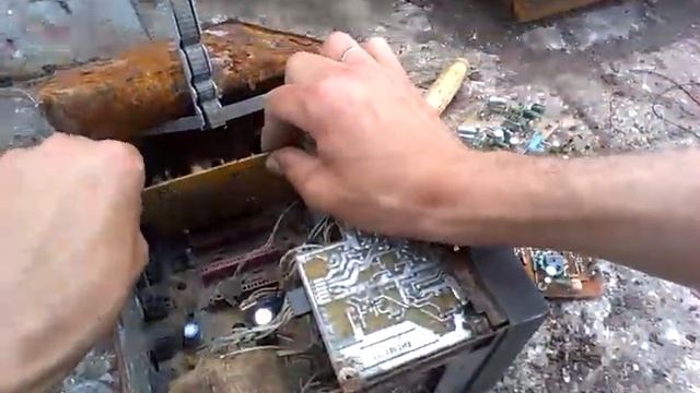 КМ конденсаторы в магнитофоне приставке СССР смотреть онлайн