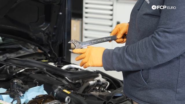 How To Check A Mercedes-Benz C250 Camshaft Adjuster (Mercedes M271 Engine) смотреть онлайн
