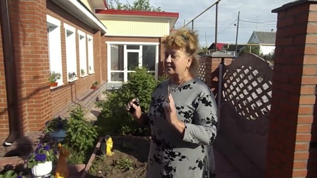 Садовая подставка для цветов "бабочка" смотреть онлайн