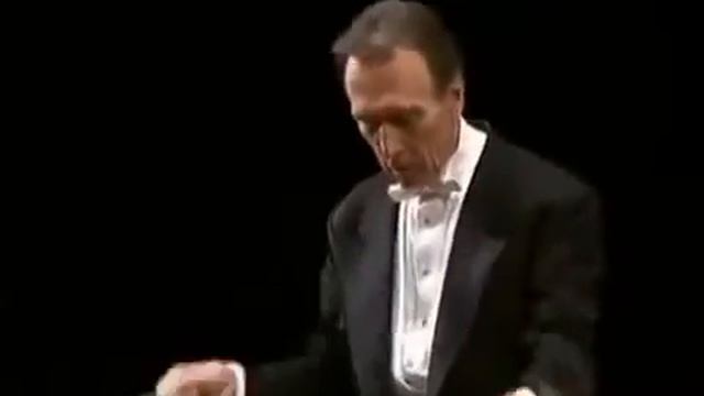 Знаменитое начало от разных дирижёров Людвиг ван Беховен симфония № 5 смотреть онлайн