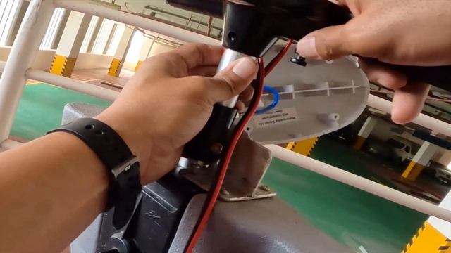How to install watersnake motor in Hobie Outback Kayak | Best kayak motor setup for trolling fishin смотреть онлайн