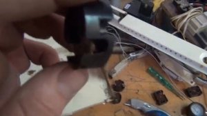 Переделка люминисцентного светильника времён СССР под светодиодные лампы