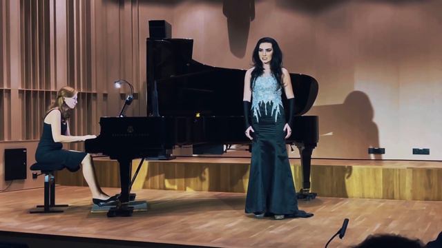 Mozart: Die Zauberflöte, Act II: „Der Hölle Rache” (Queen of the Night Aria) смотреть онлайн