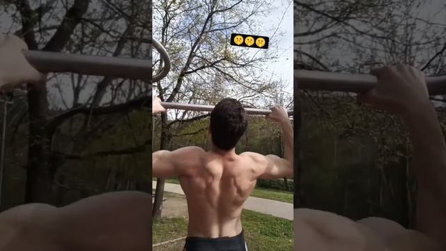 16 ЛЕТ ТУРНИКМЕН?? #турник #турникмен #воркаут #workout #фитнесс #монстр #мышцыспины #sport смотреть онлайн