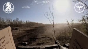 БТР уничтожает Бредли