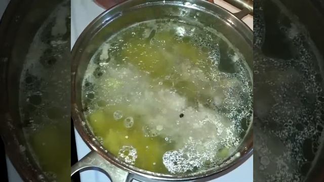 Французский диетический суп с сыром и курицей