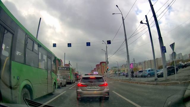 Поездка по улицам города Тюмень до Фабричной, турфирмы, ТЦ Кристалл и на Киевскую