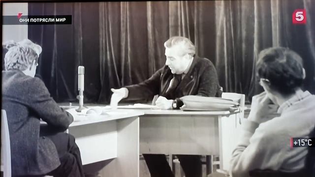 0413. ОНИ ПОТРЯСЛИ МИР. Последняя обида Евгения Леонова смотреть онлайн