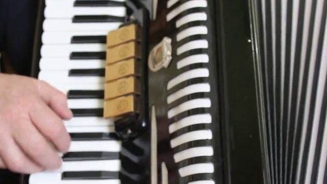Akkordeon Firotti смотреть онлайн