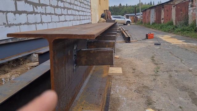 Необычные БАЛКИ перекрытия.Пролет 12 метров.Доставка,Нюансы #строюгараж#производство смотреть онлайн