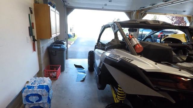 Can Am Maverick x3 turbo Fender Flares installation! смотреть онлайн