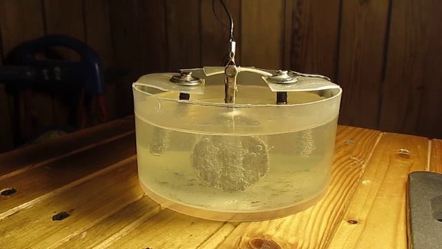 Чистка монеты "электролизом" смотреть онлайн