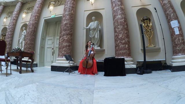 Concerto de Aranjuez on cello. Alison Gabrielle. UK cellist. смотреть онлайн