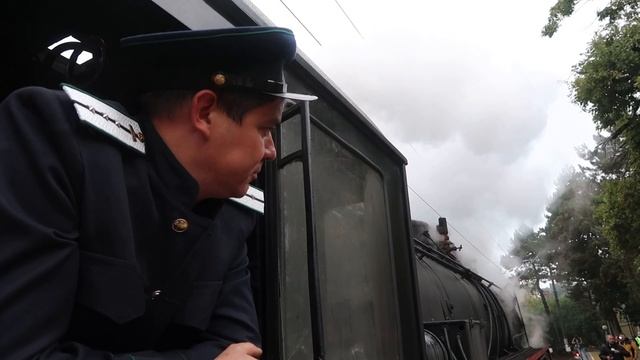 В Железноводск прибыл ретро-паровоз смотреть онлайн