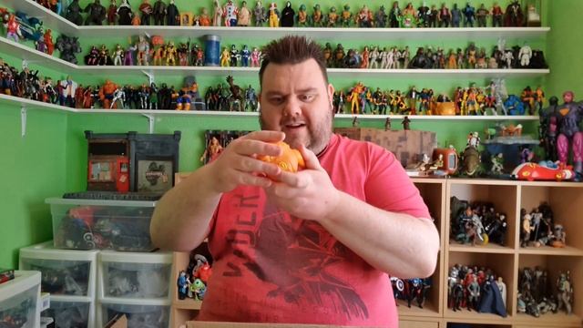 Unboxing A Large Box of 90s Retro Action Figures (Small Soldiers Collection) смотреть онлайн