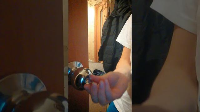 Как открыть дверь в ванную смотреть онлайн