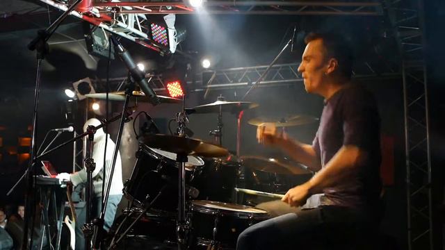 Разные Люди - 25 лет! – Хиппаны (Ю.Шевчук и DDT) (СПб, 9.04.2014) смотреть онлайн