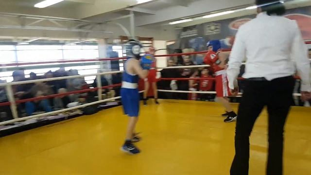 Догнать и перебить, Миша отбирает медаль. Турнир по боксу, дети бокс 10 -12 лет, детский бокс смотреть онлайн