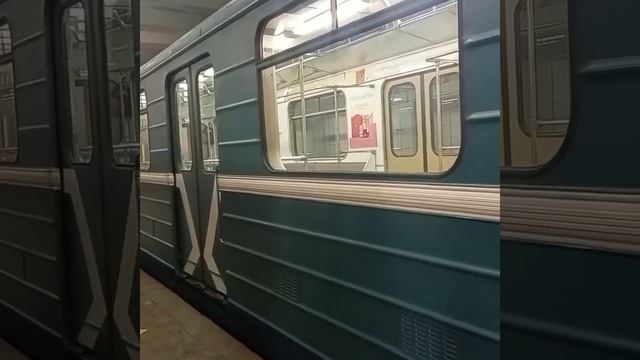 Речной вокзал (станция метро) смотреть онлайн