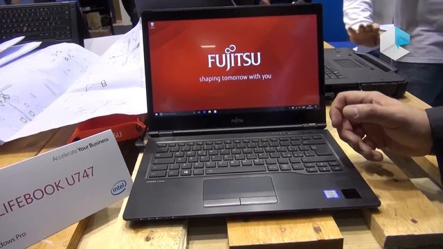 Fujitsu Lifebook U747 смотреть онлайн