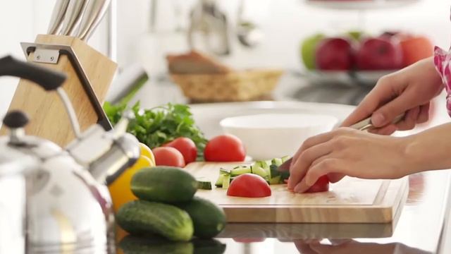 Как дожить до зарплаты смотреть онлайн