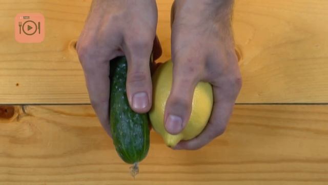 PPAP - TCLC Tomato Cheese Lemon Cucumber (Voice by Google Translate) смотреть онлайн