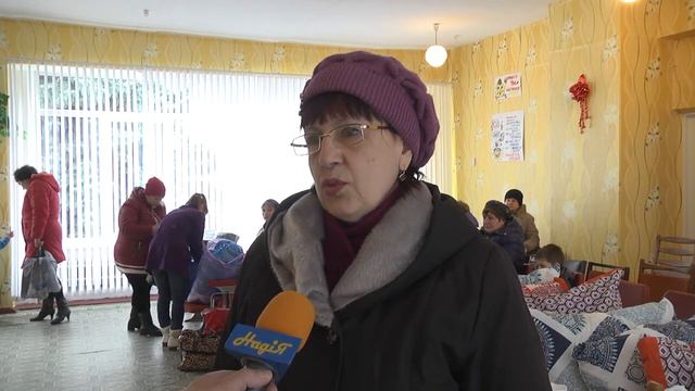 Переселенцам вручена помощь от Красного Креста смотреть онлайн