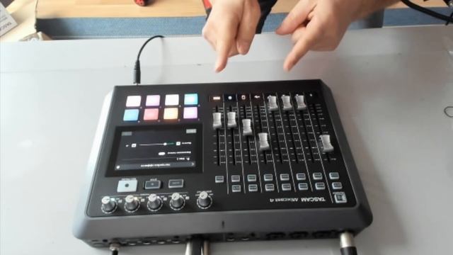 Микшер Tascam Mixcast 4 I Распаковка и обзор смотреть онлайн