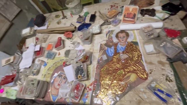 Влог №9 Мозаичные мастер-классы. Работа в мастерской над новой мозаичной иконой Богородица Всецариц смотреть онлайн