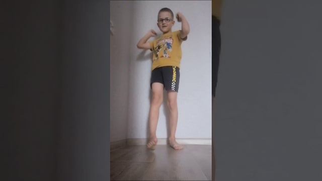 LLLAAAGGGOOO смотреть онлайн