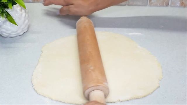 Трубочки с абрикосовой начинкой. Воздушные и мягкие смотреть онлайн